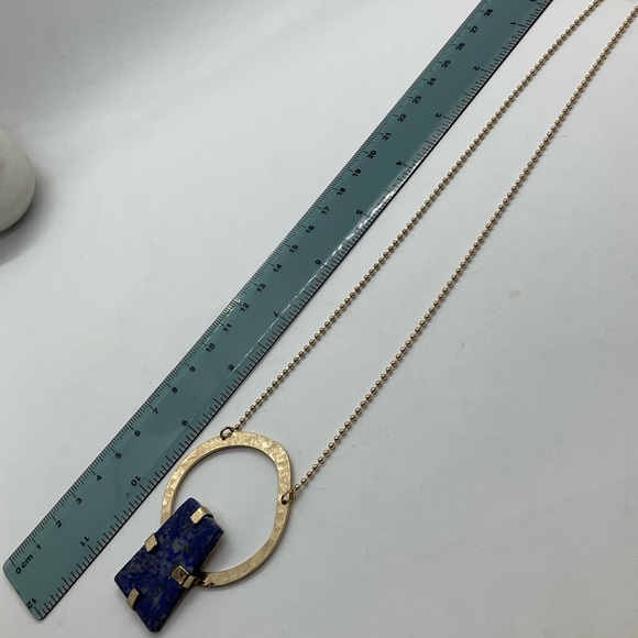 Lapis lazuli chunk modernist pendant in gold tone ball chain blue necklace - Picture 6 of 11